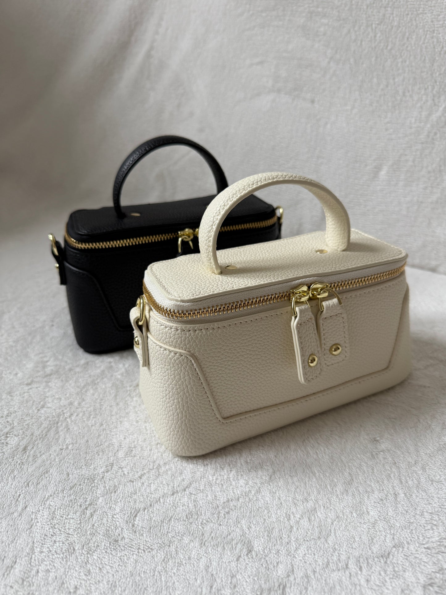 Lana – Elegant Premium Leather Bag (Black)