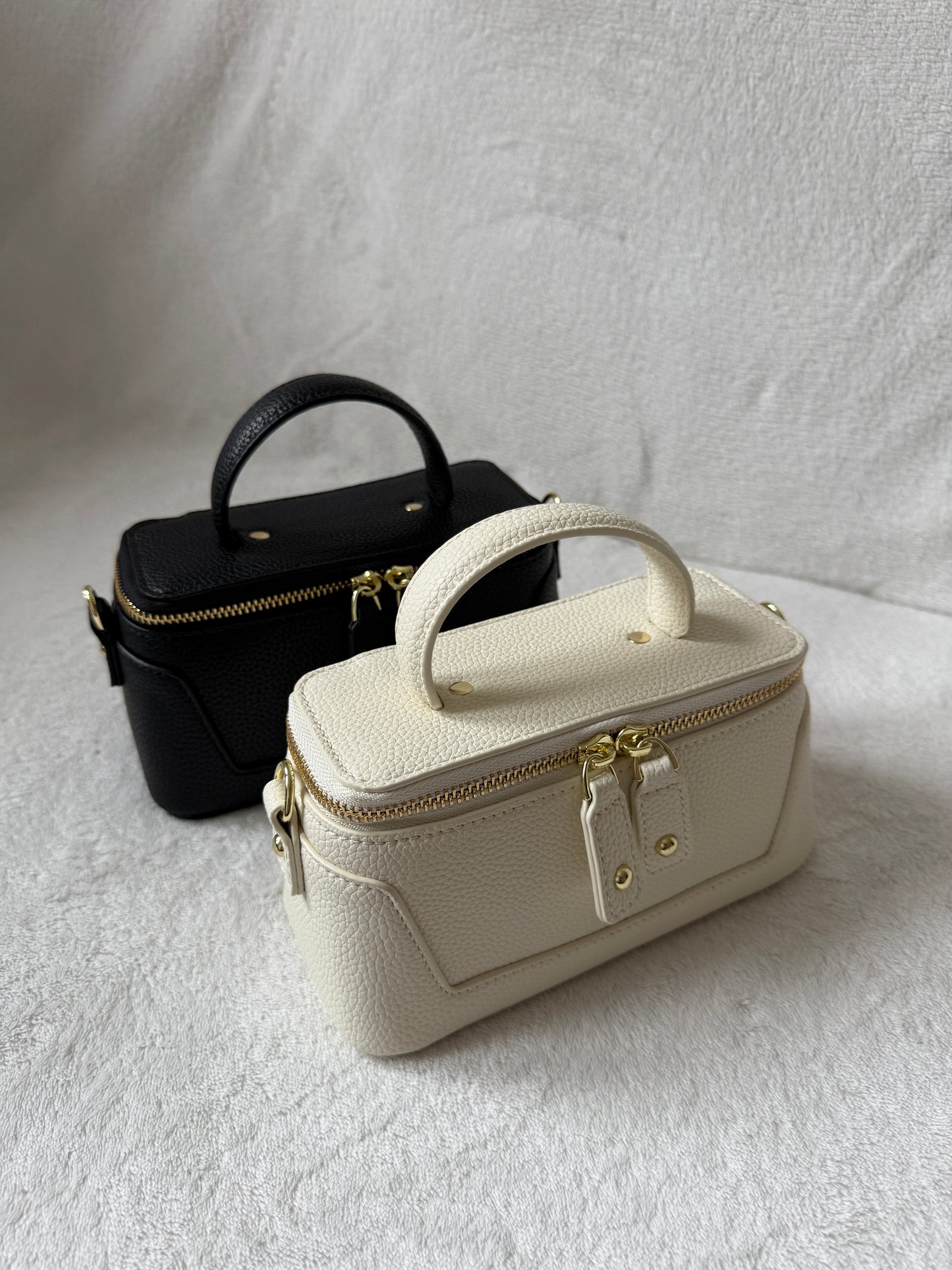 Lana – Elegant Premium Leather Bag (Black)