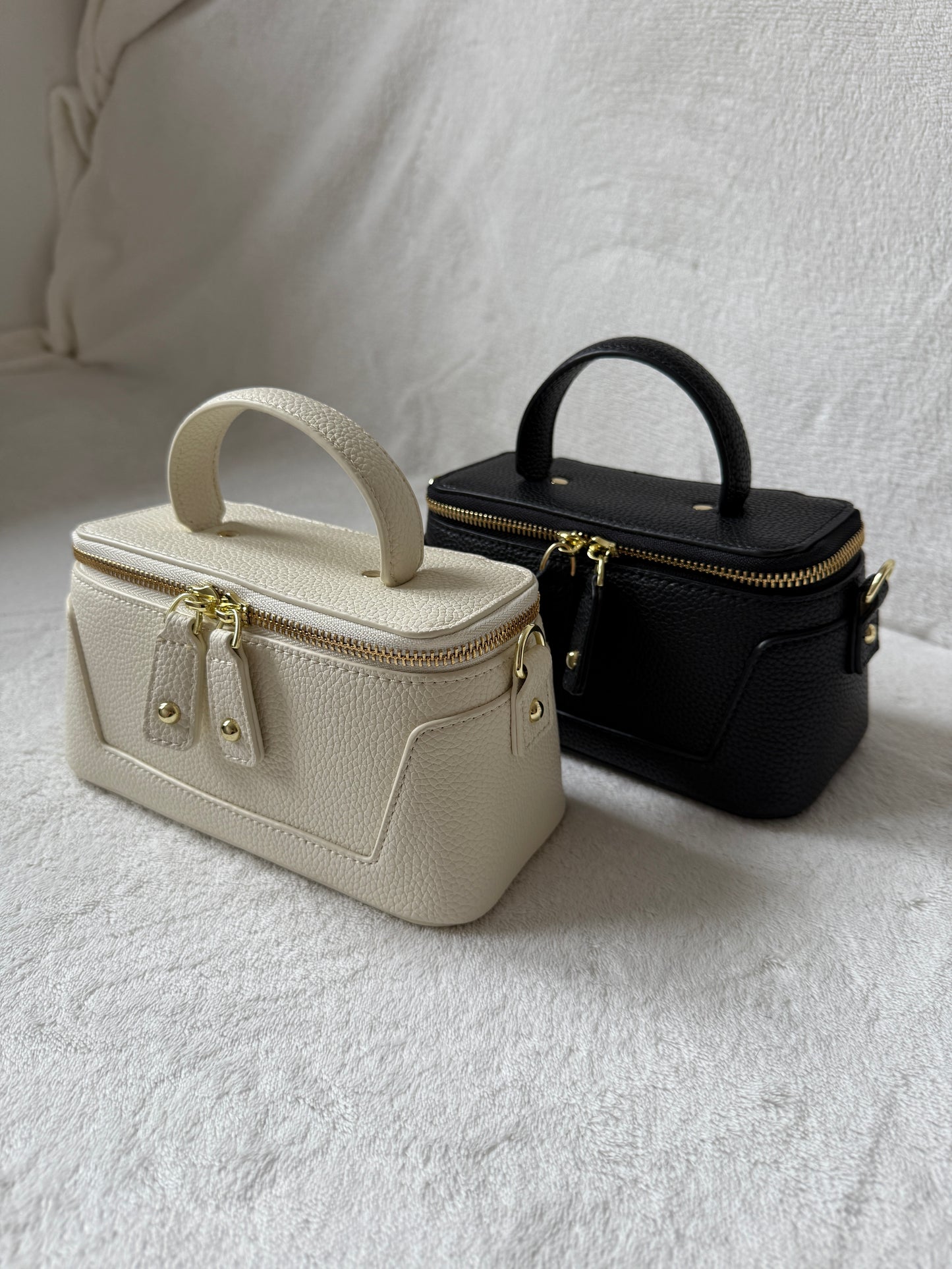 Lana – Elegant Premium Leather Bag (Black)