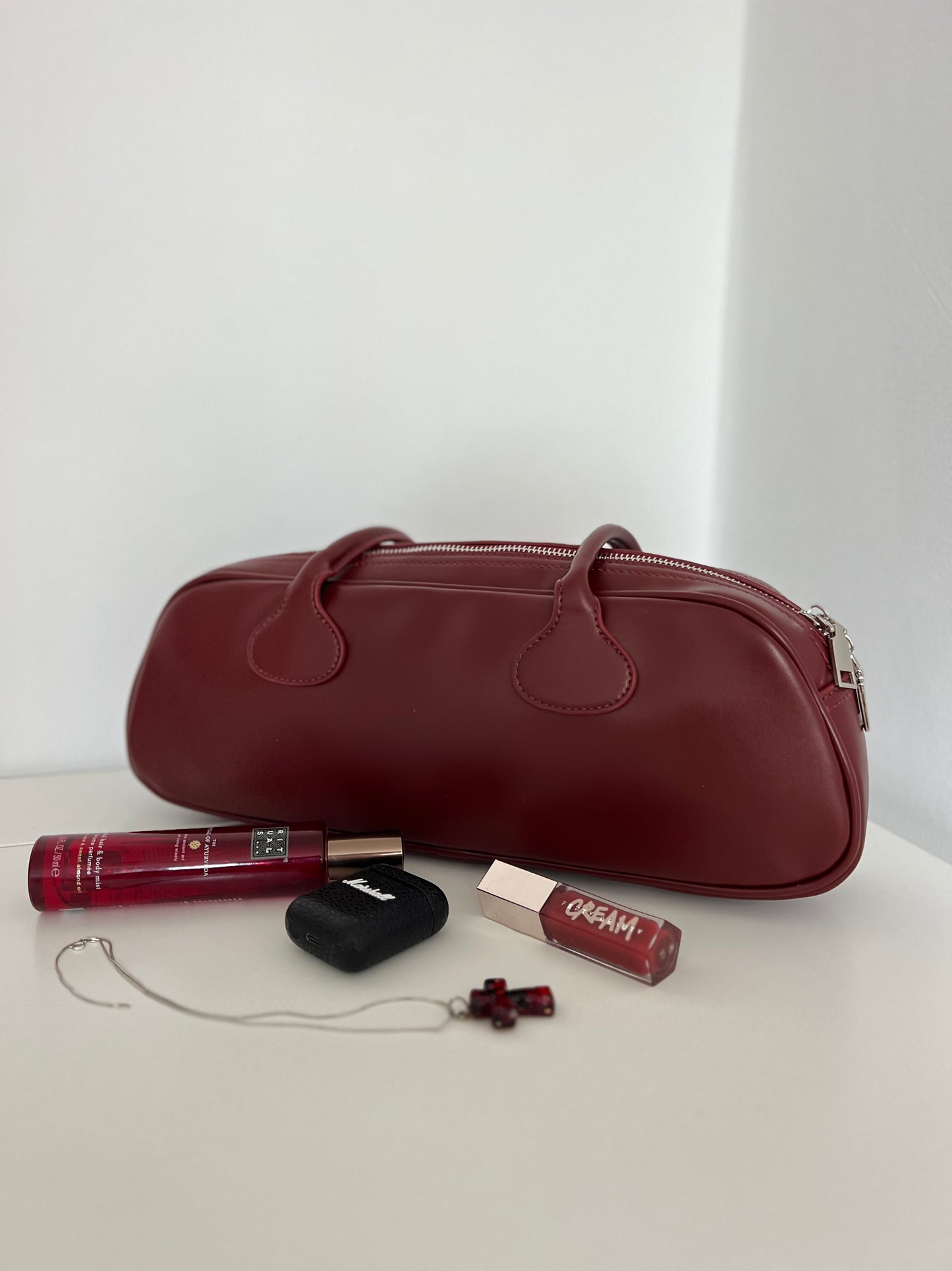 SASHA – Marsala Leather Baguette Bag