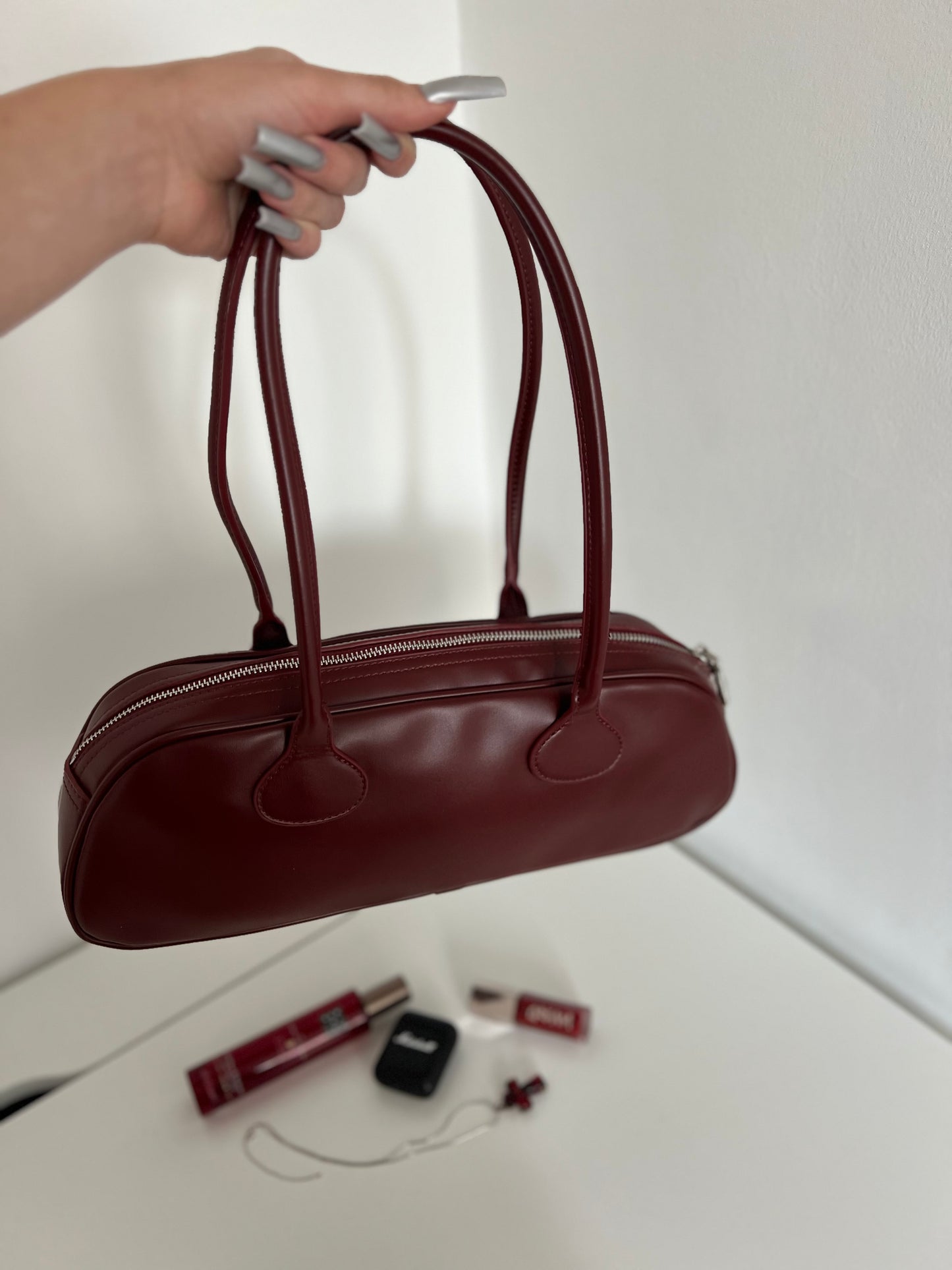 SASHA – Marsala Leather Baguette Bag