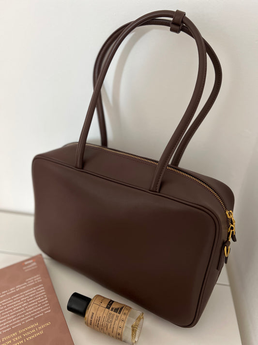 NIKOLÉ Leather Bag – Elegance in Chocolate Brown 🍫