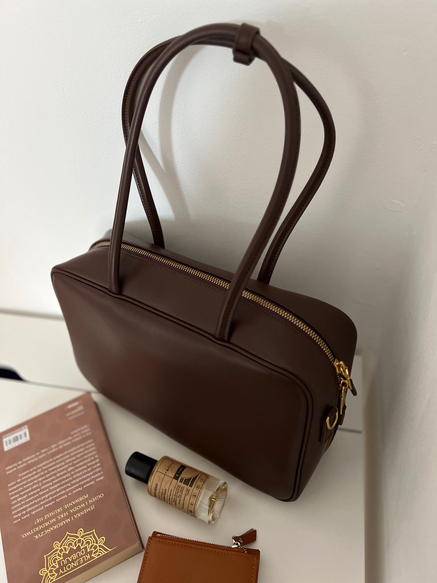 NIKOLÉ Leather Bag – Elegance in Chocolate Brown 🍫