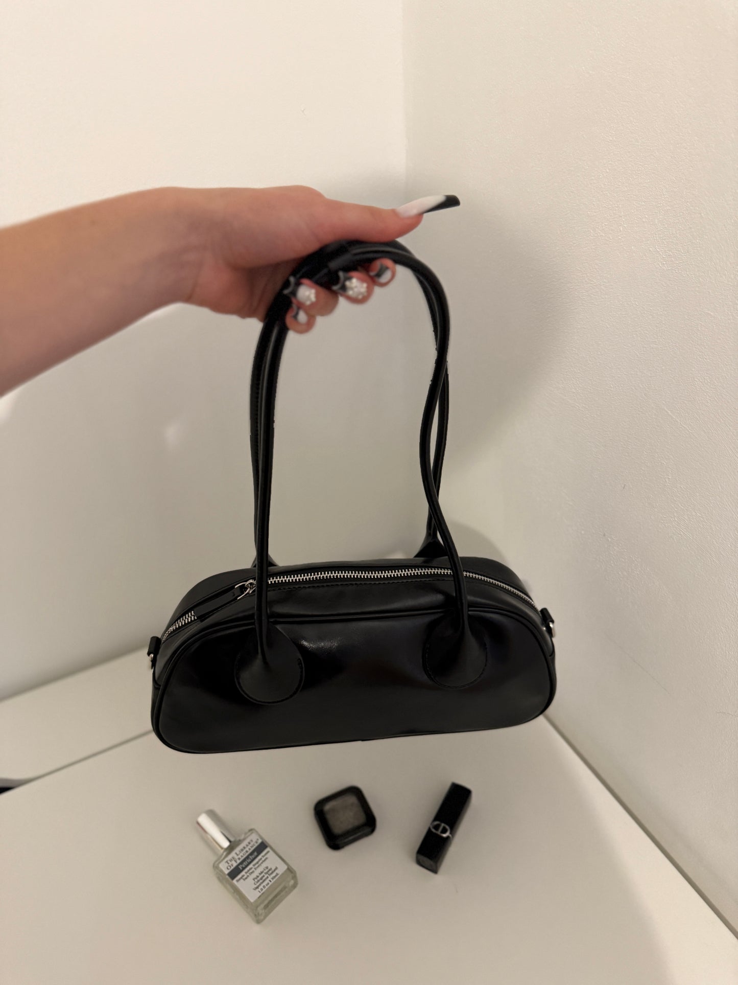 Baguette - Black (Leather)