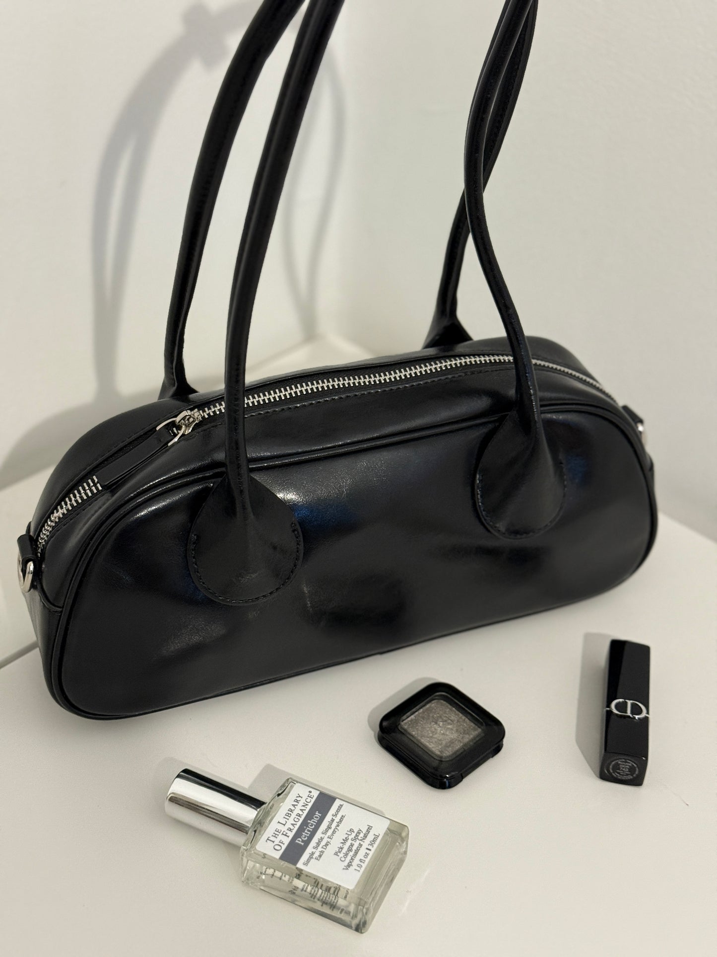 Baguette - Black (Leather)