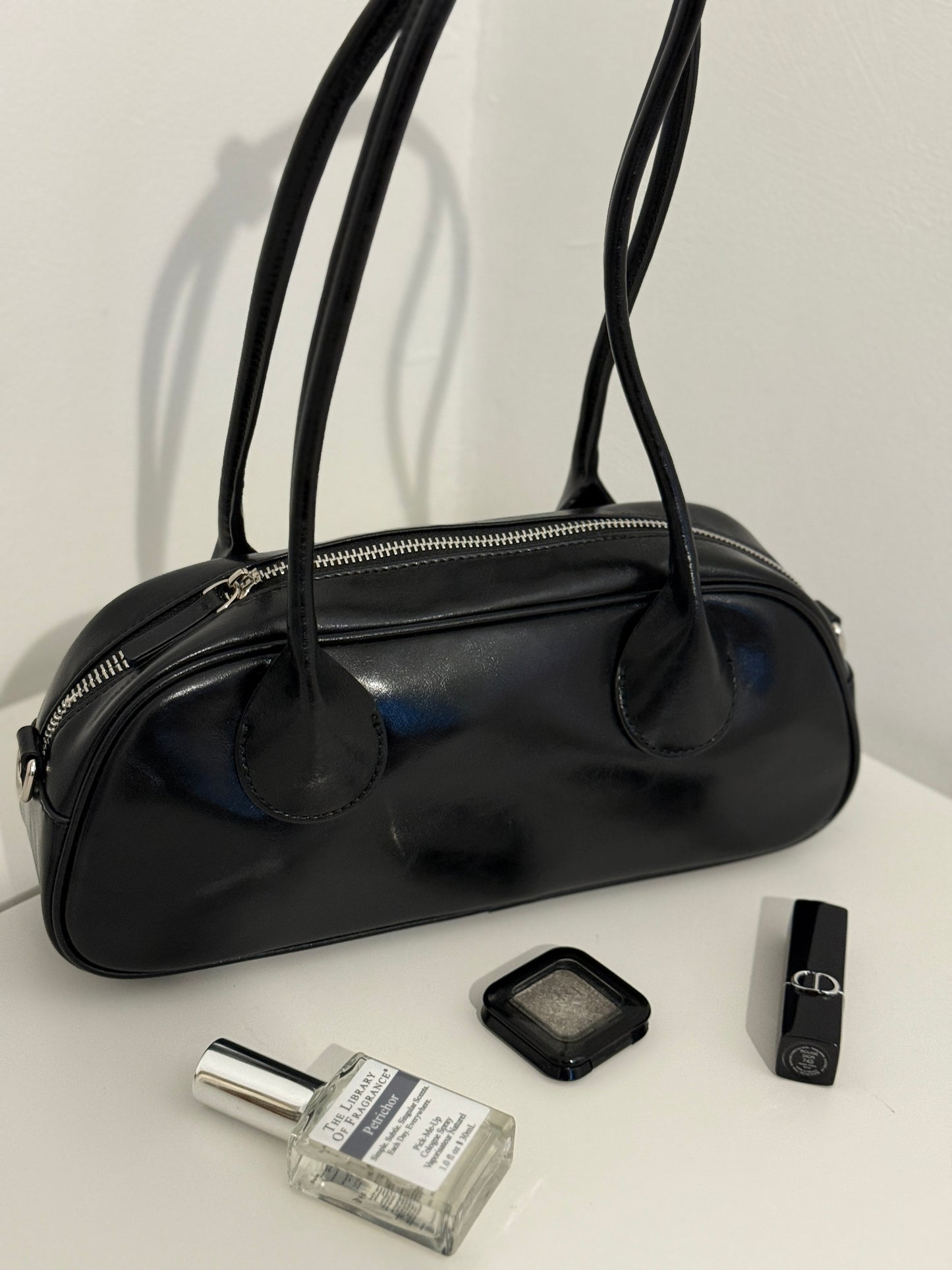 Baguette - Black (Leather)