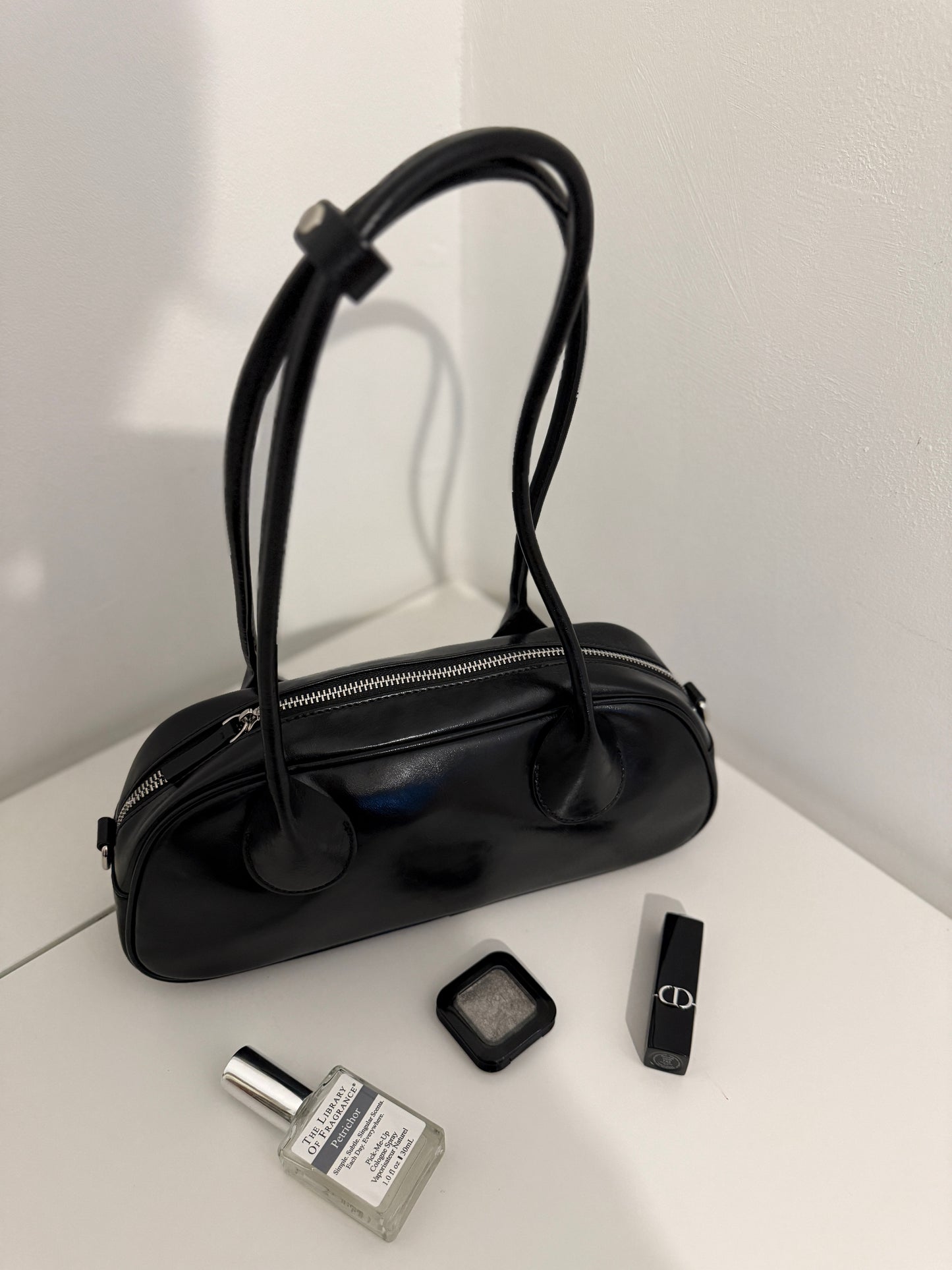 Baguette - Black (Leather)