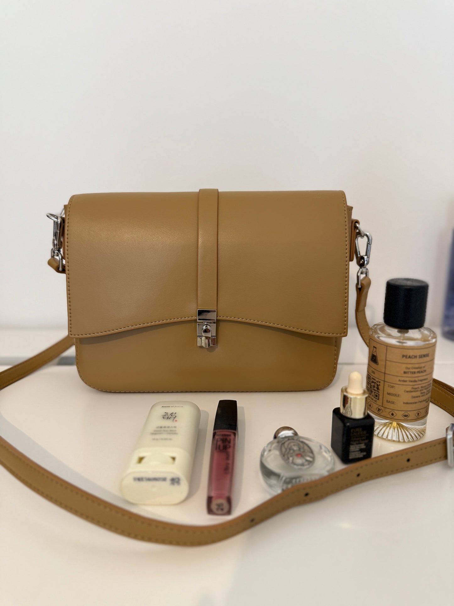 NIKOLÉ — Genuine Leather Caramel Bag