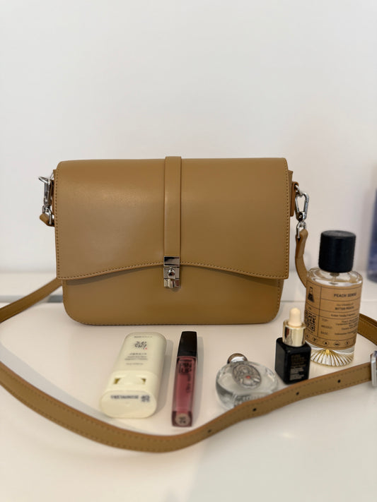 NIKOLÉ — Genuine Leather Caramel Bag