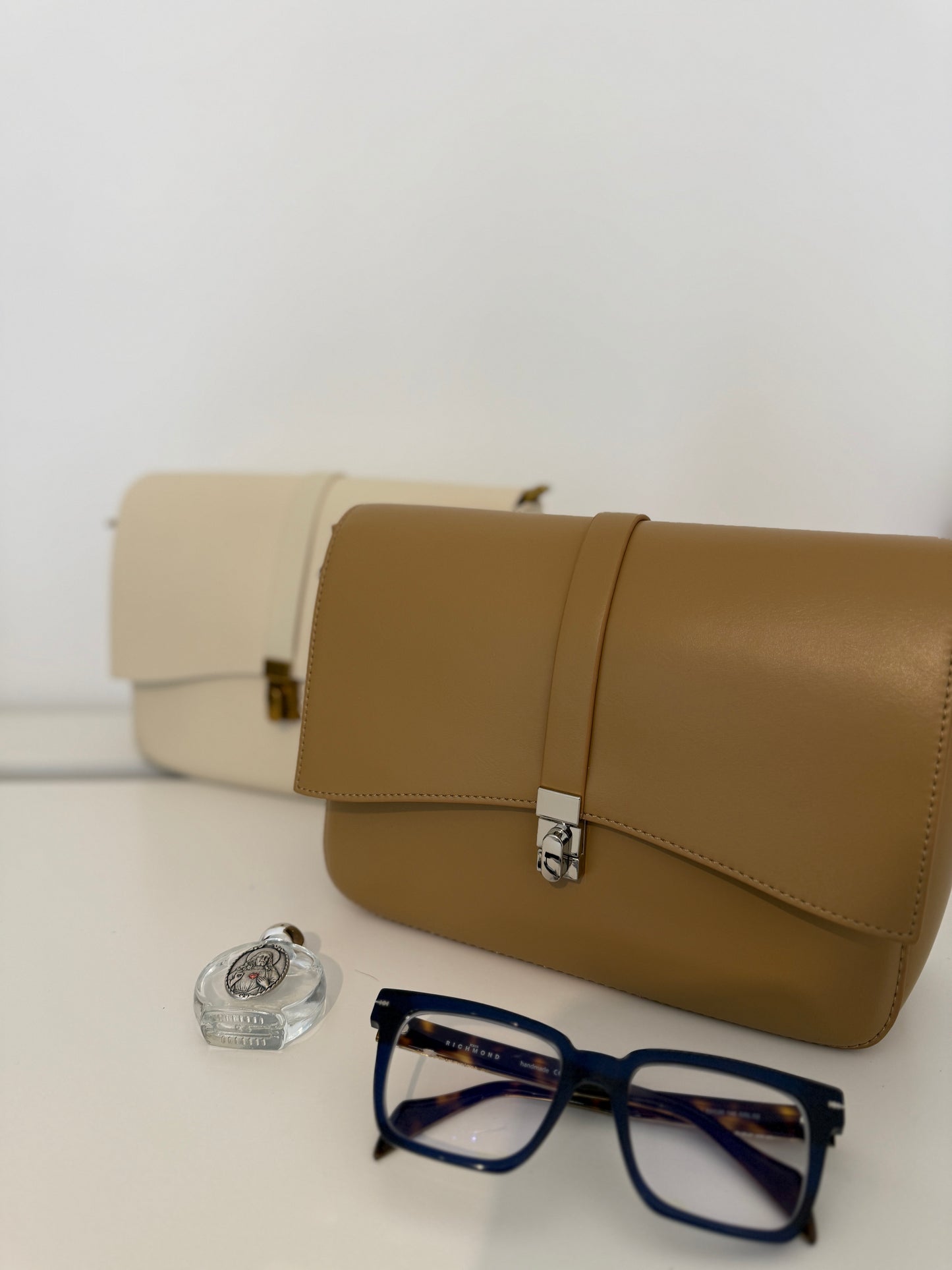 NIKOLÉ — Genuine Leather Ivory Bag