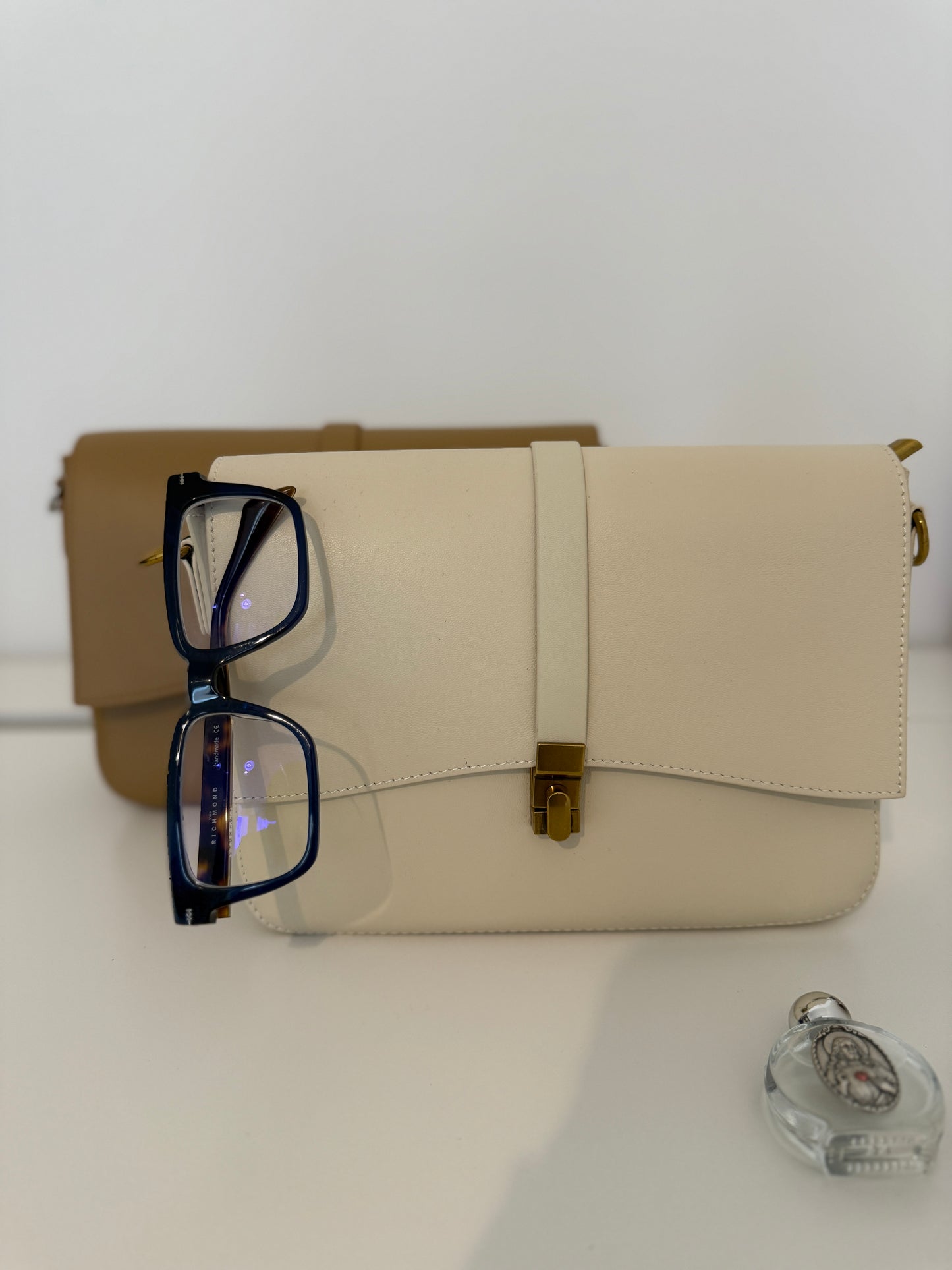 NIKOLÉ — Genuine Leather Ivory Bag
