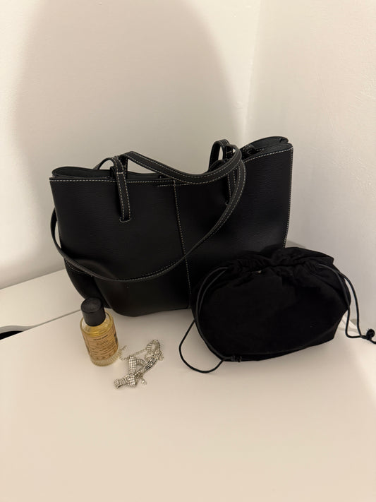 NIKOLÉ Leather Bag – The Classic in Black