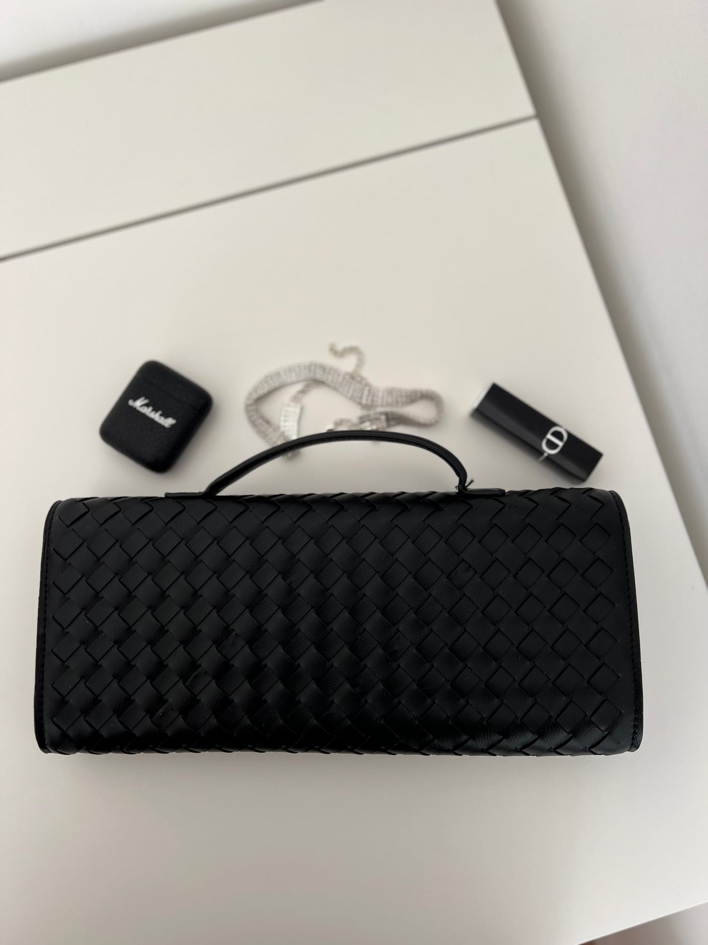 NIKOLÉ LINA — Torebka ze skóry naturalnej w kolorze czarnym