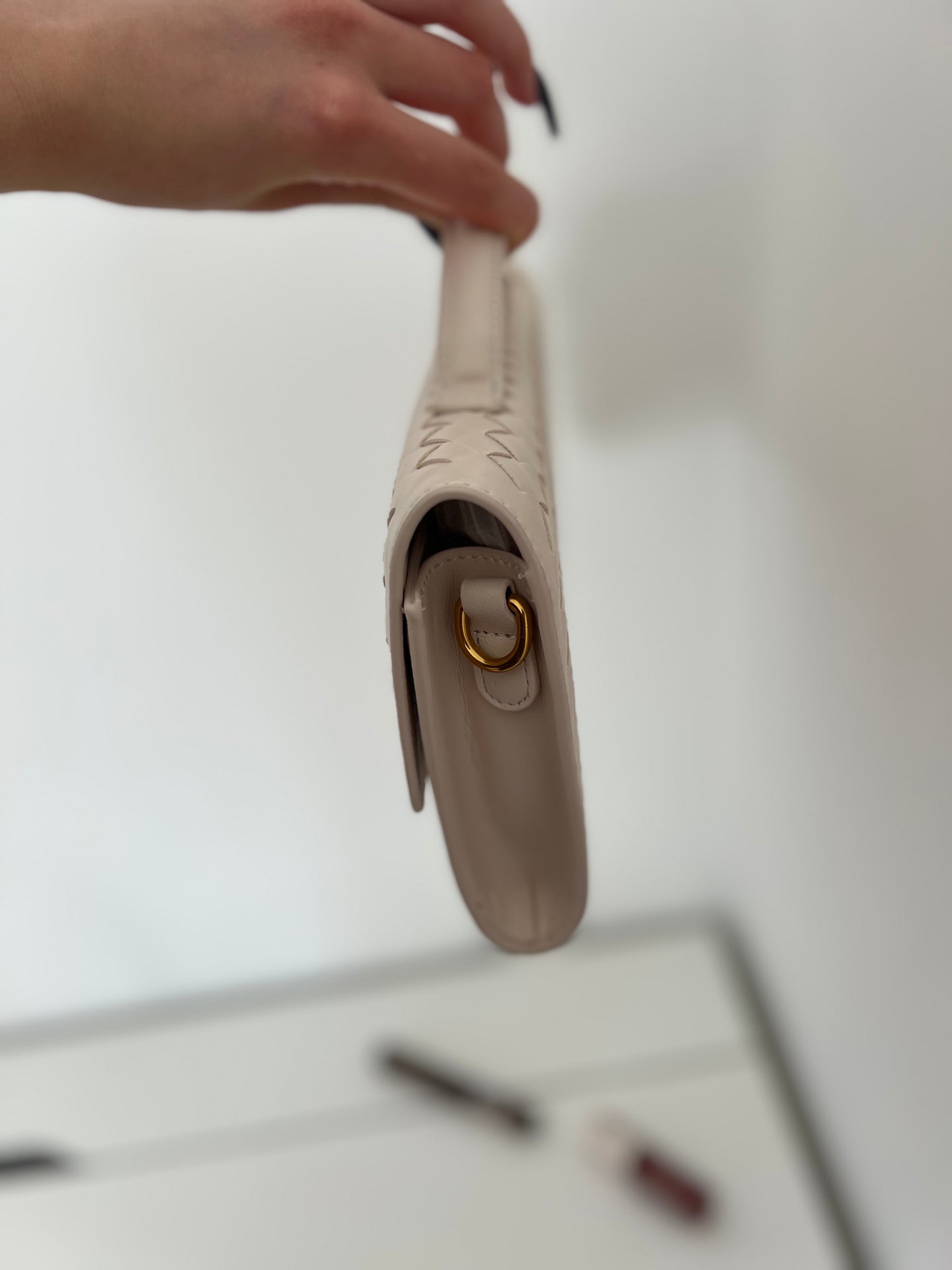 NIKOLÉ LINA — Ivory leather bag