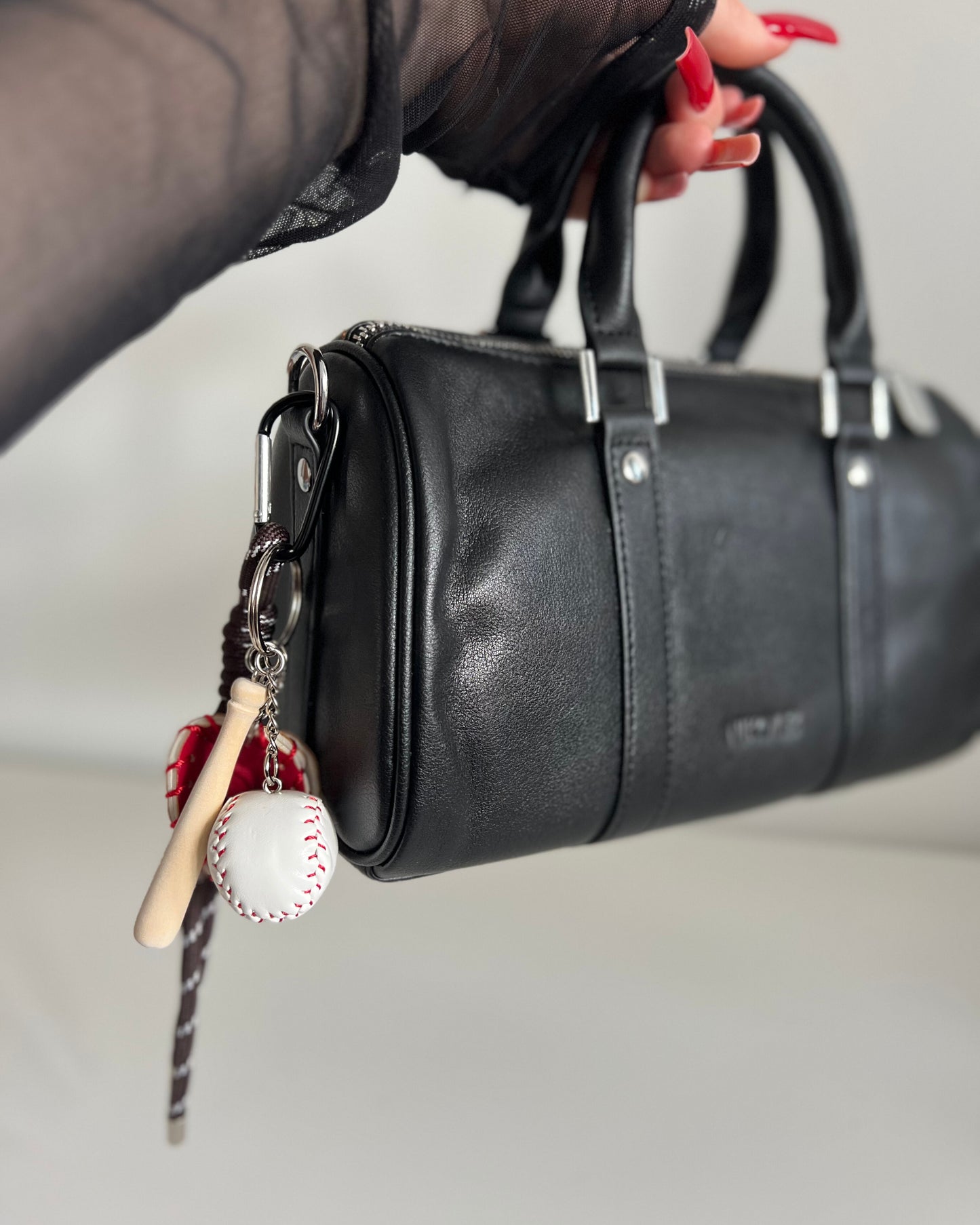 NIKOLÈ Classic Black Tote – skórzana torebka damska, elegancka torba do pracy i na co dzień